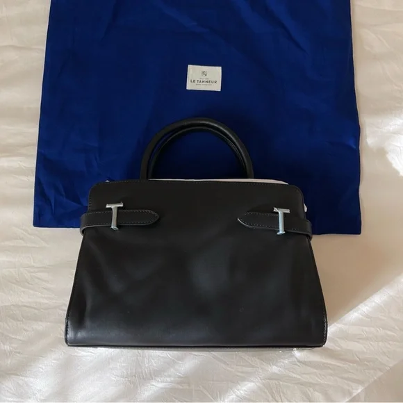 Brand New- Le Tanneur Emie Medium Handbag in Smooth Leather 🖤✨ - Picture 4 of 16